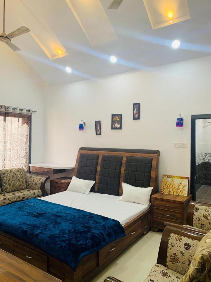 Mumbai Villas Exterior photo