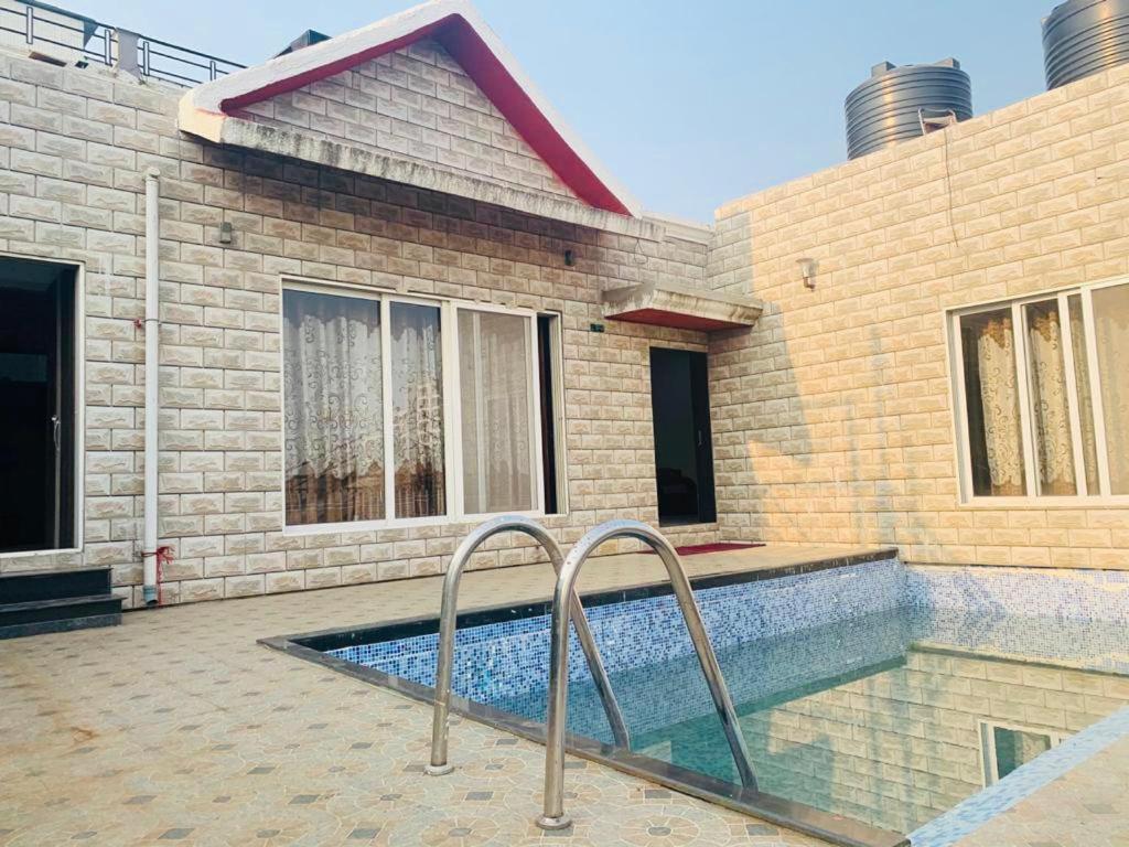 Mumbai Villas Exterior photo
