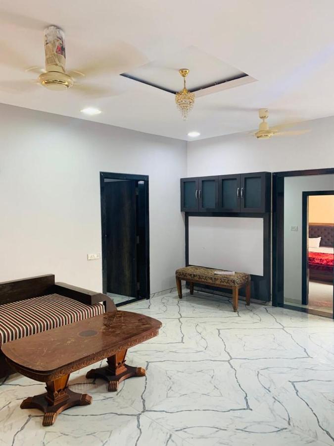 Mumbai Villas Exterior photo